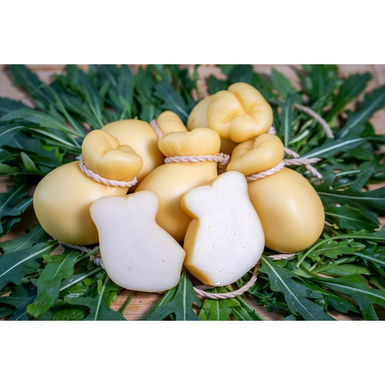 Formaggio Pasta Filata Diavoletto Prodotto In Penisola Sorrentina Conf. da 1 Kg. (MISTO)