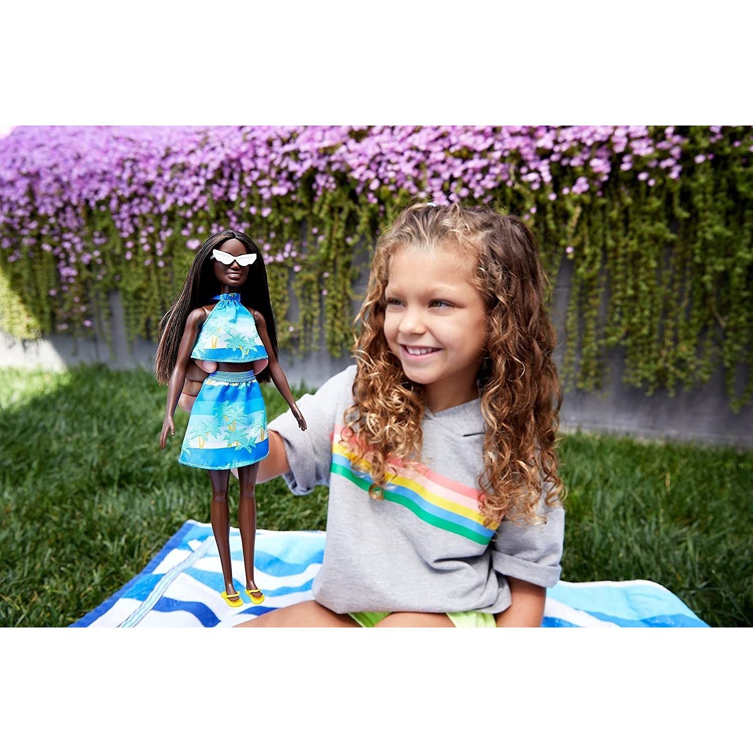 Barbie Bambola Loves the Ocean, GRB37