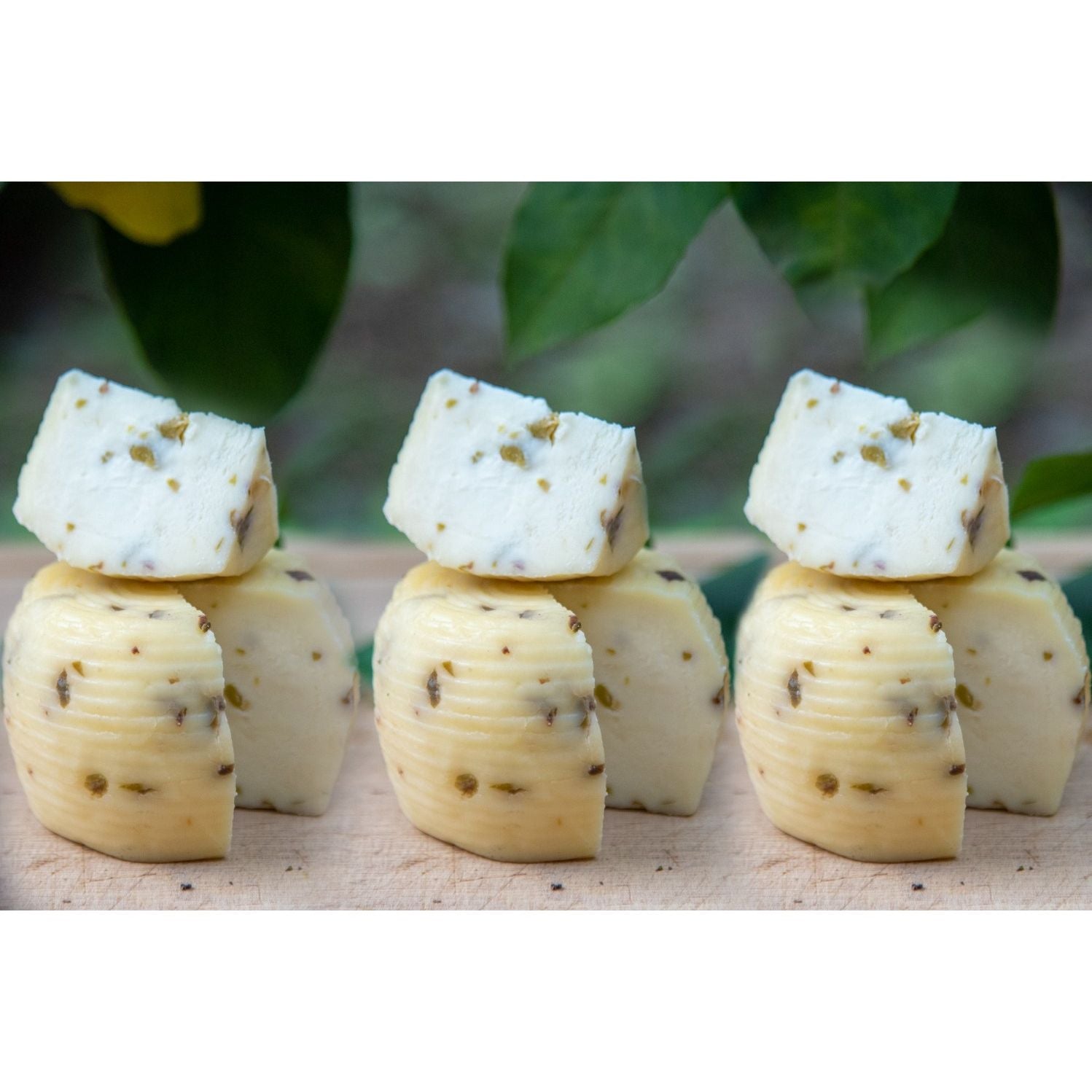 Caciotta alle olive Prodotto In Penisola Sorrentina Conf. da 1 Kg.