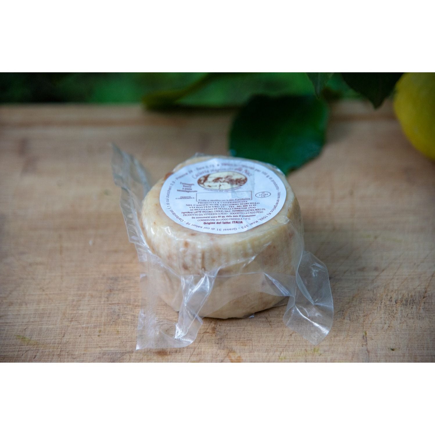 Caciotta Stagionata alle Noci Prodotto In Penisola Sorrentina Conf. da 1 Kg.