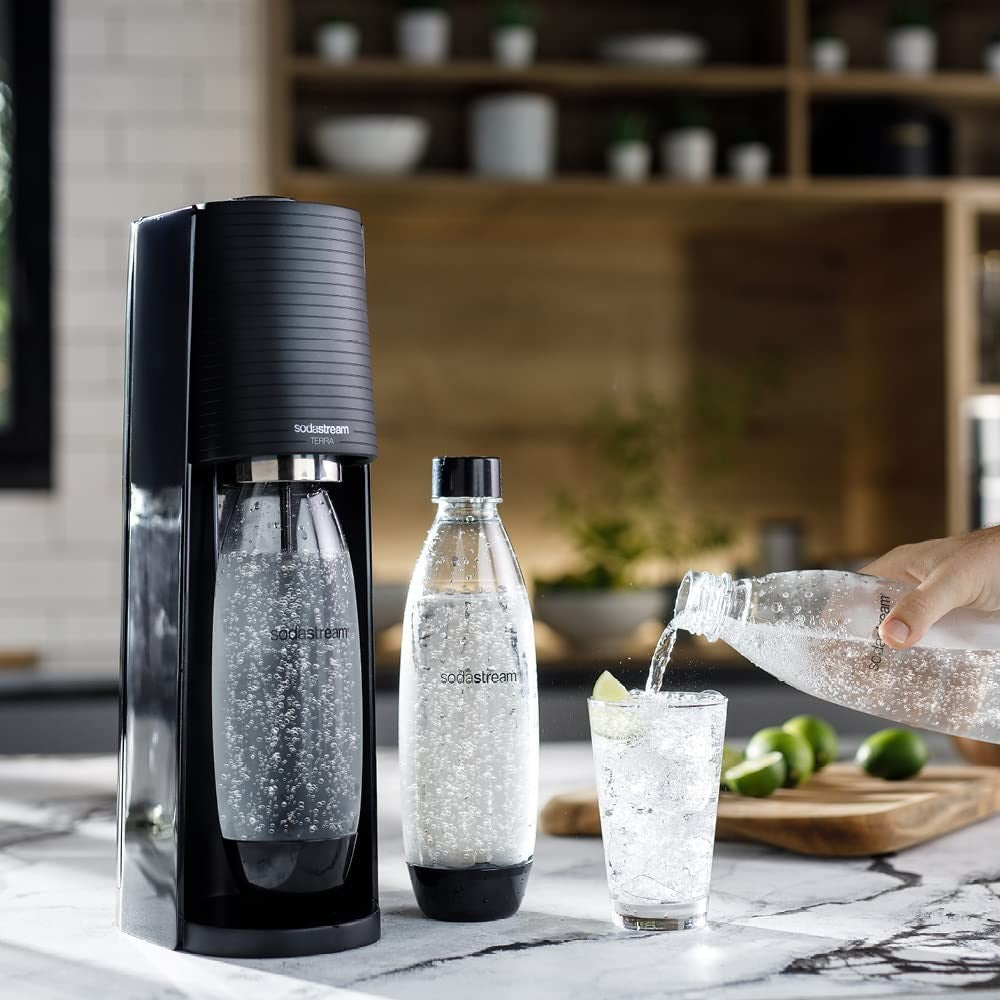 Sodastream Terra Megapack , Gasatore + 3 Bottiglie + Nuovo Clindro, Nero