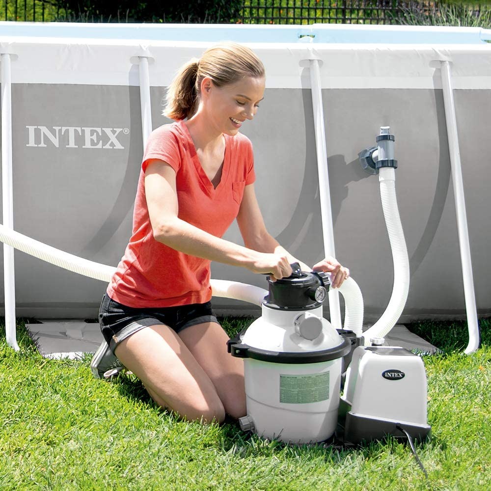 Intex 26680 Pompa A Sabbia Con Sistema Eco, Per Piscine Fino A 56,800 L - Flusso D'acqua: 10,0 M3/H, Flusso Di Sistema: 8,0 M3/H