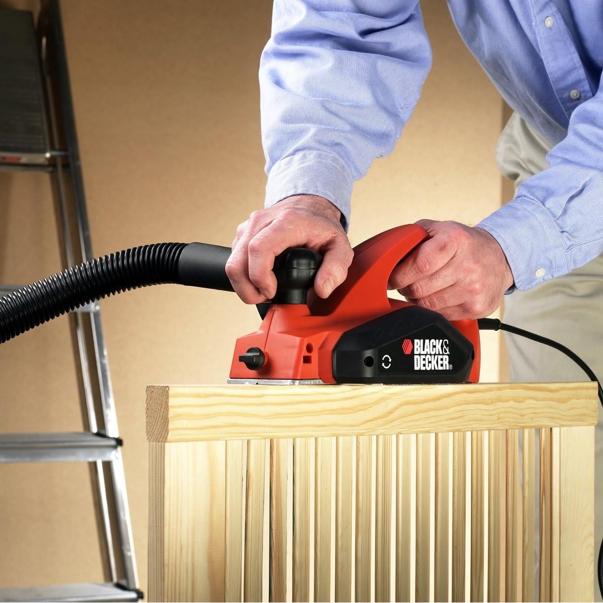 BLACK+DECKER KW712-QS Pialla 650 W USATO