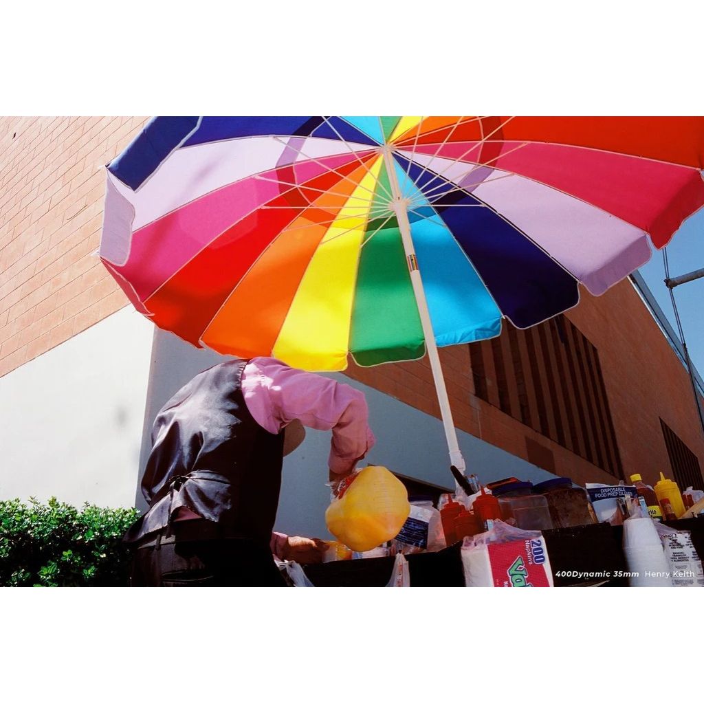 CineStill Dynamic 400 36 Black e White Film 135mm (Confezione da 1)