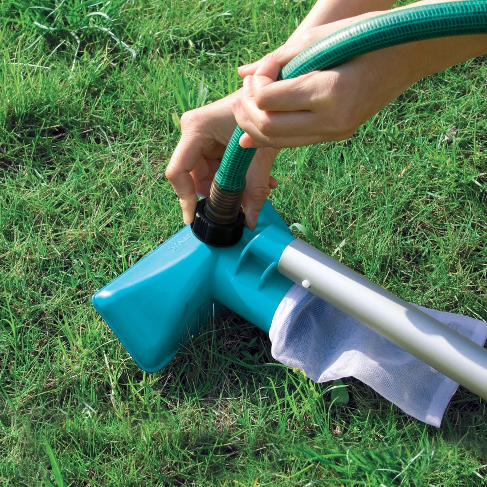 Intex 28002 Kit Pulizia Per Piscine Di Dimensioni Fino a 488 cm