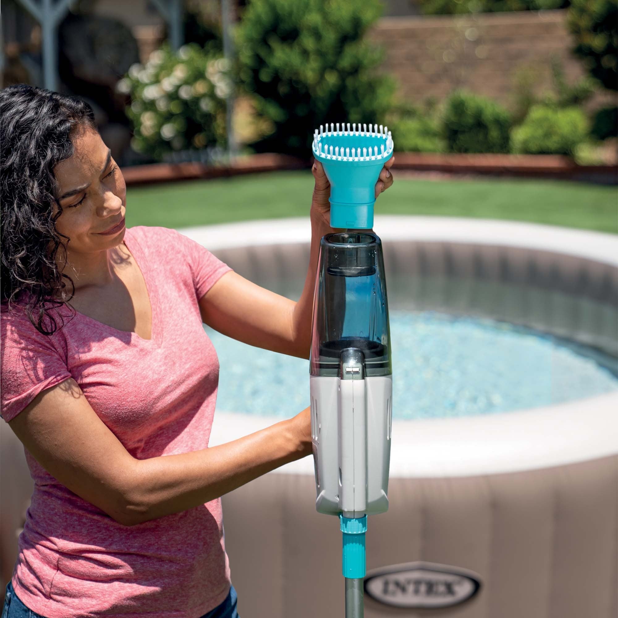 Intex 28626 Aspirapolvere Vacuum Ricaricabile ZR 100 Per Piscine e Pure SPA