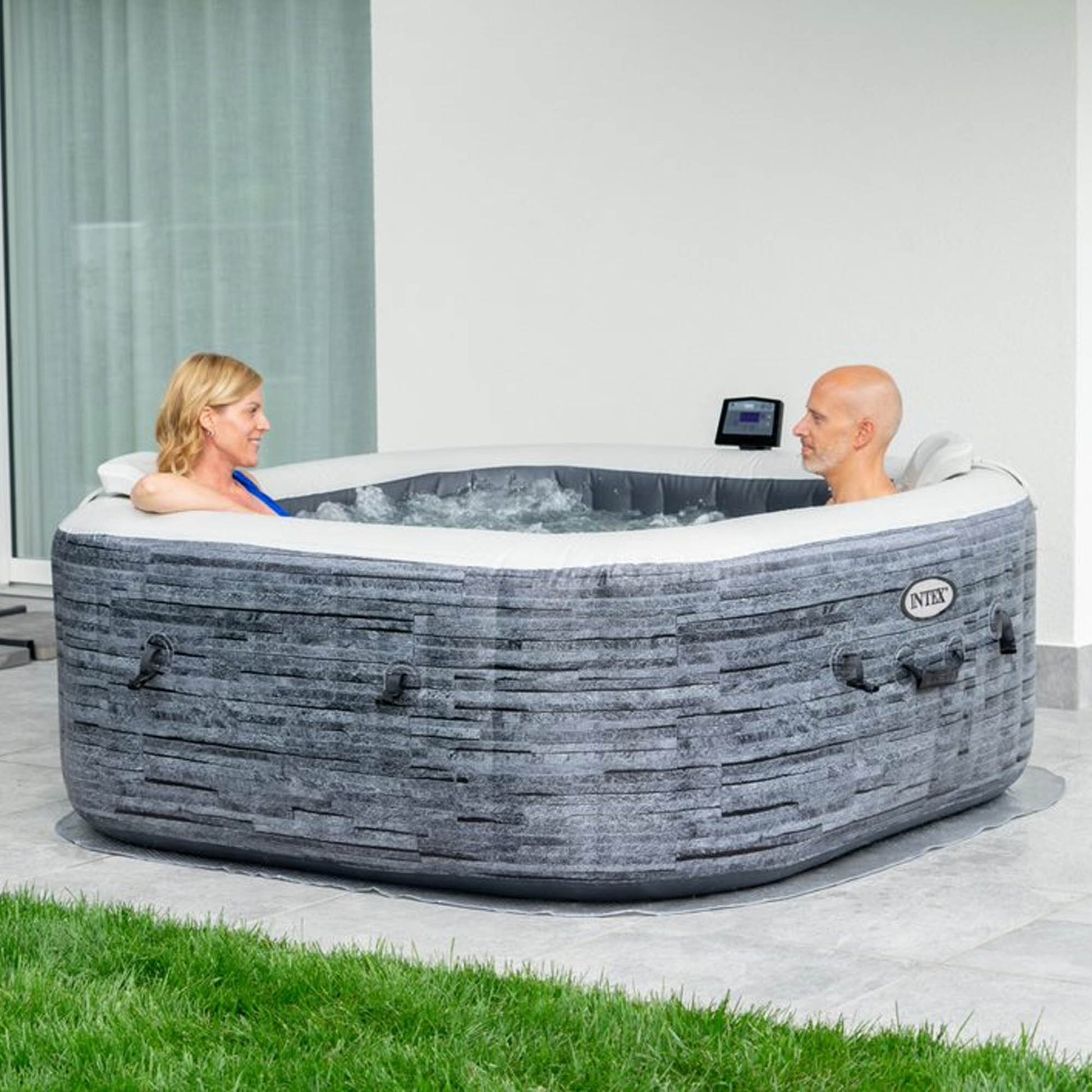 Intex 28450 Piscina Spa Idromassaggio Greystone Deluxe 4 posti  Cm 173x173x71