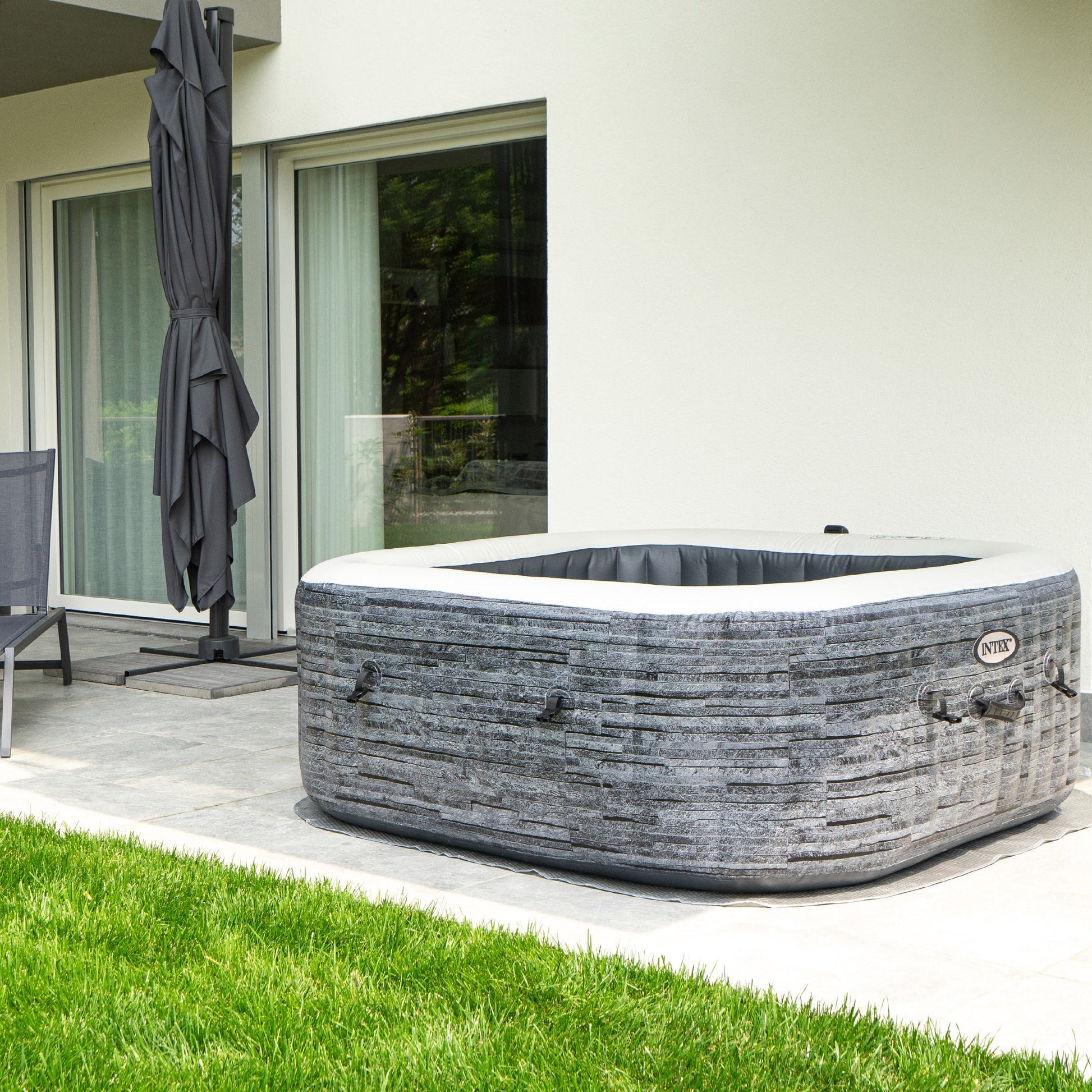 Intex 28450 Piscina Spa Idromassaggio Greystone Deluxe 4 posti  Cm 173x173x71