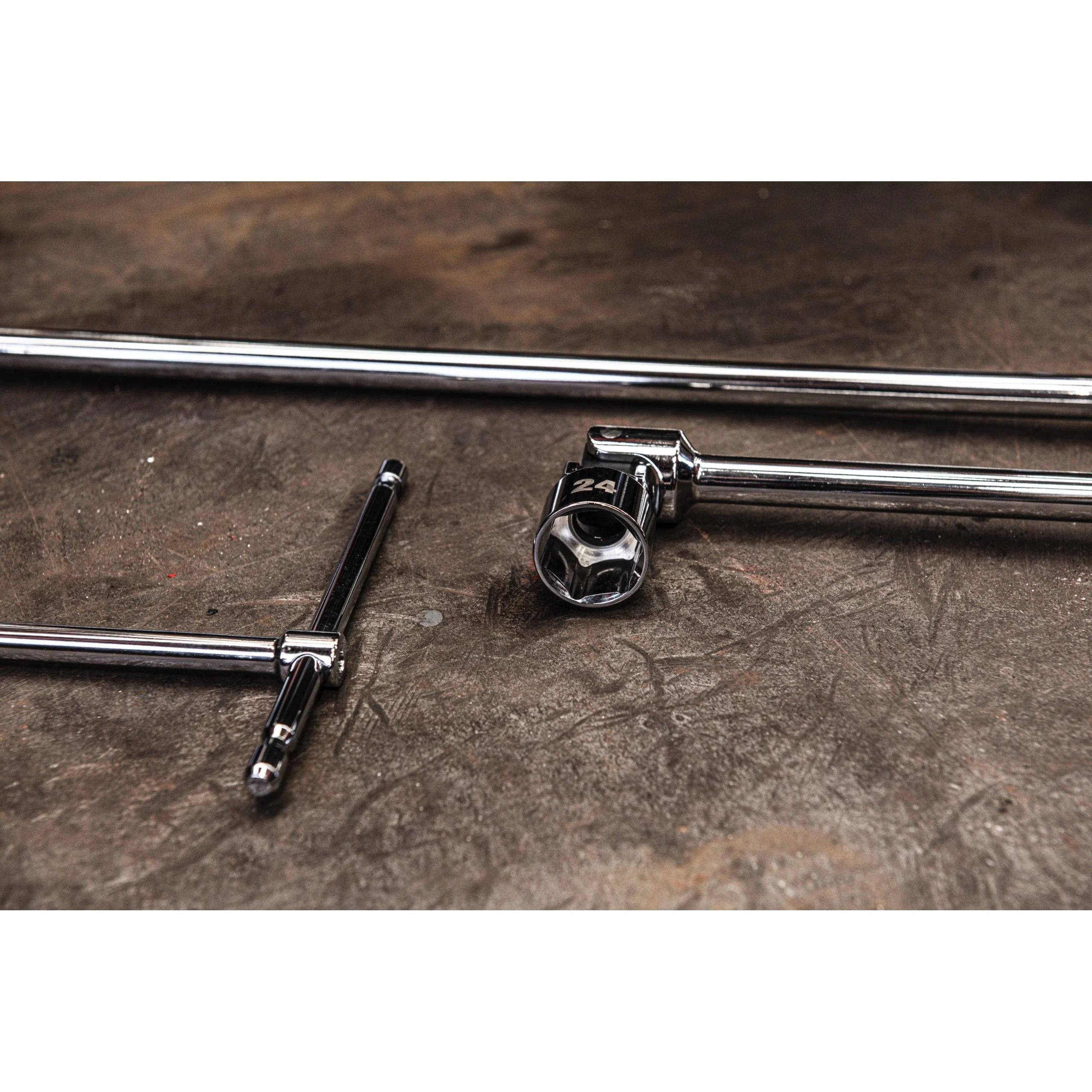 Milwaukee Chiave a T Con Bussola Esagonale Snodata 8 mm