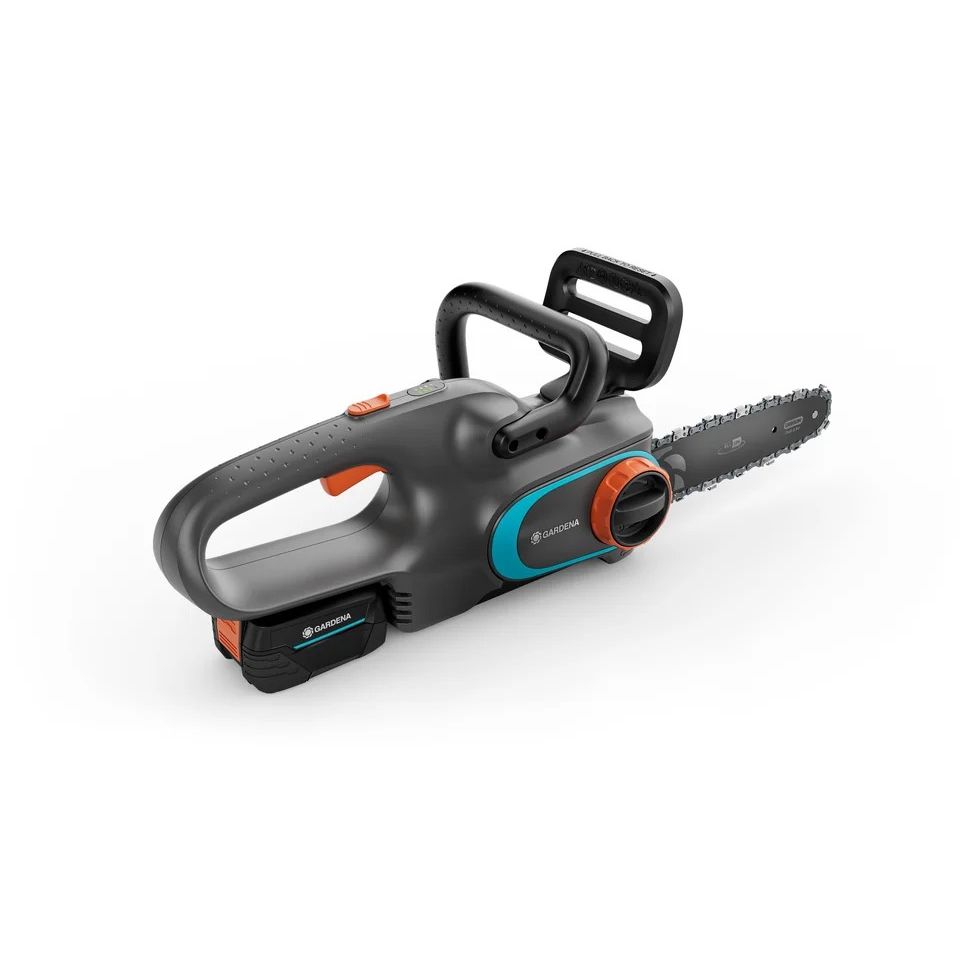 Gardena Elettrosega a Batteria PowerSaw 250/18V, Set Pronto all'Uso, con Batteria P4A