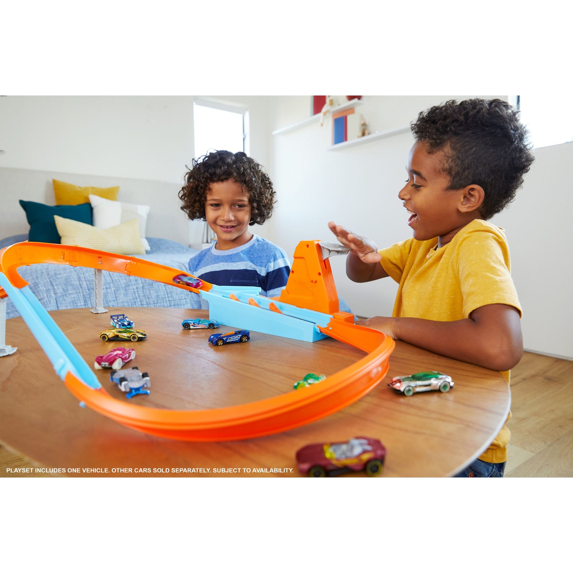 Hot Wheels  Rapid Raceway Champion  Play Set