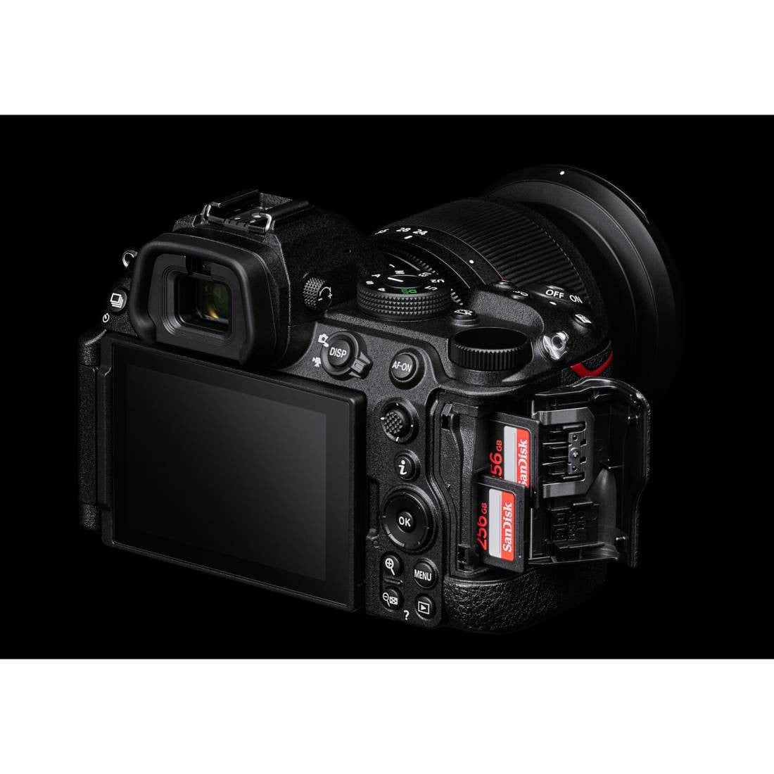Nikon Z5 II  + 24-200mm f/4-6.3 VR + SD 128GB LEXAR in OMAGGIO GARANZIA NITAL 4 ANNI