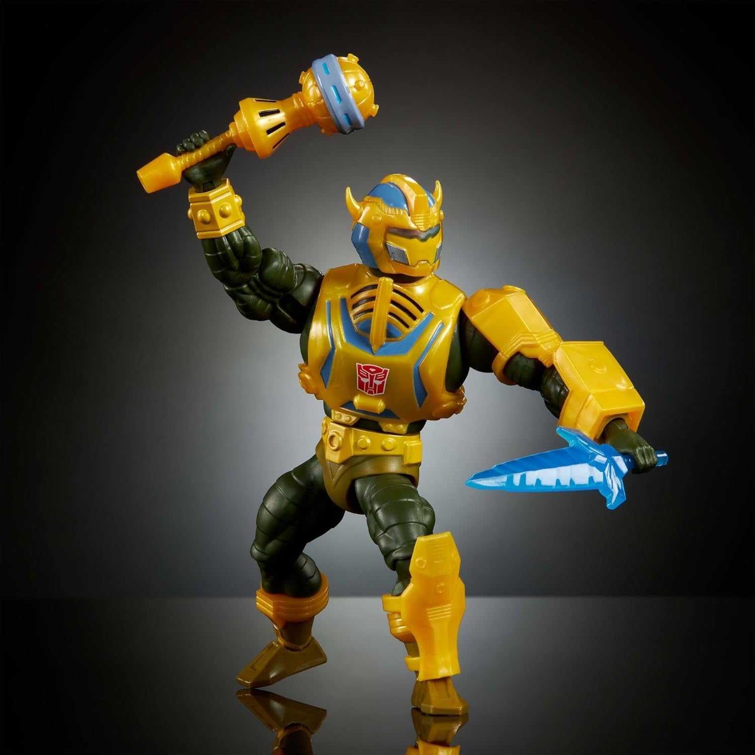 Masters of the Universe X Transformers - Bumblebee Armor Man At Arms
