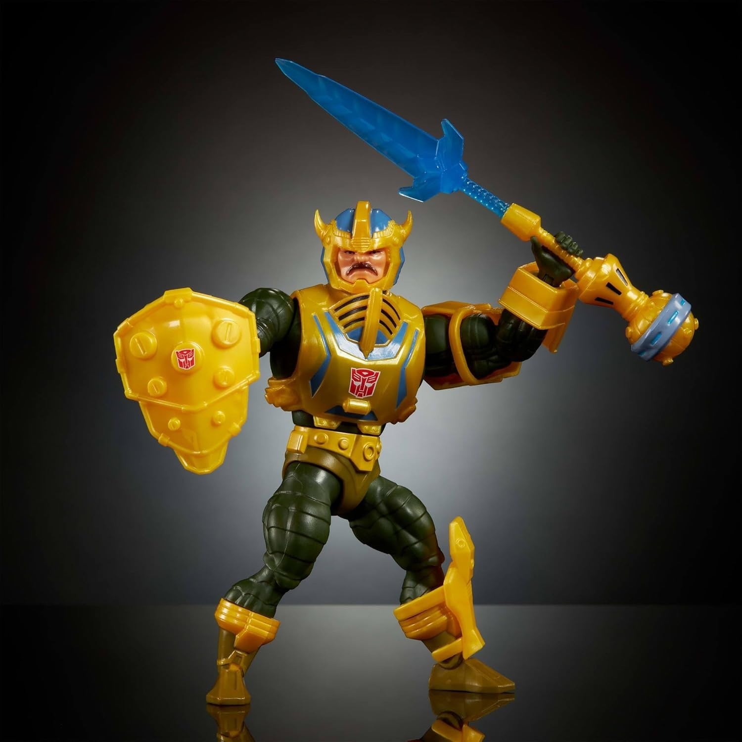 Masters of the Universe X Transformers - Bumblebee Armor Man At Arms