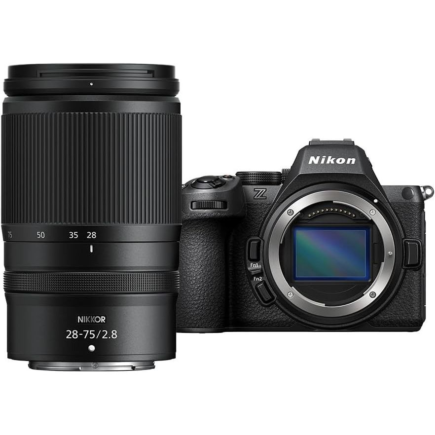 Nikon Z5 II  +  Z 28-75mm F2.8 + SDXC 128GB LEXAR in OMAGGIO GARANZIA NITAL 4 ANNI