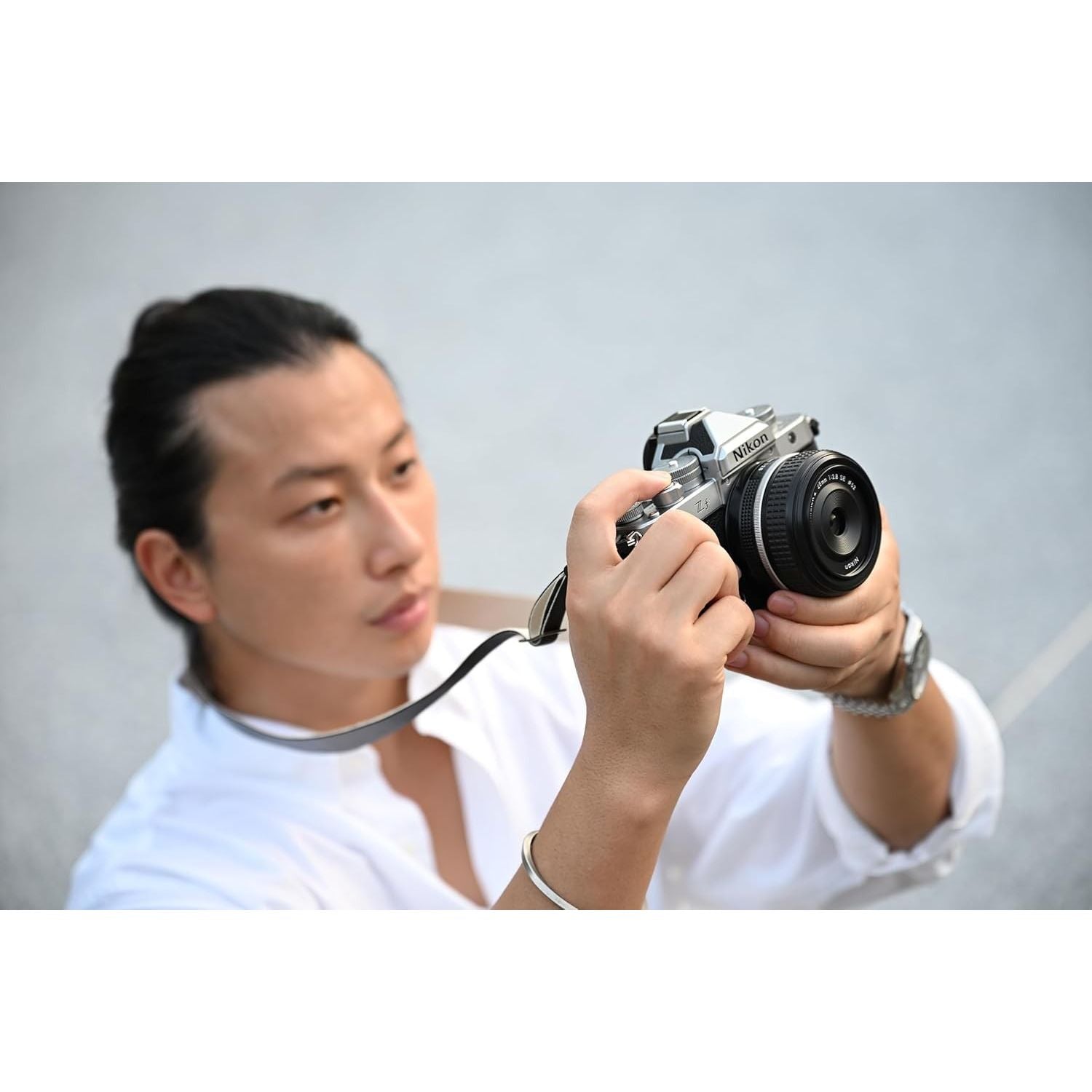 NIKON Zf  BODY + SDXC 128GB LEXAR in OMAGGIO GARANZIA NITAL 4 ANNI