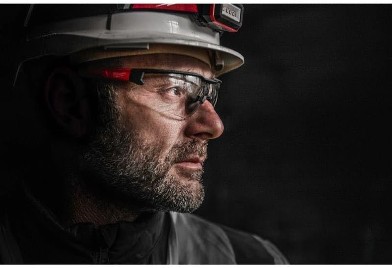 Milwaukee Occhiali Protettivi Trasparenti – Antigraffio e Anti-appannamento