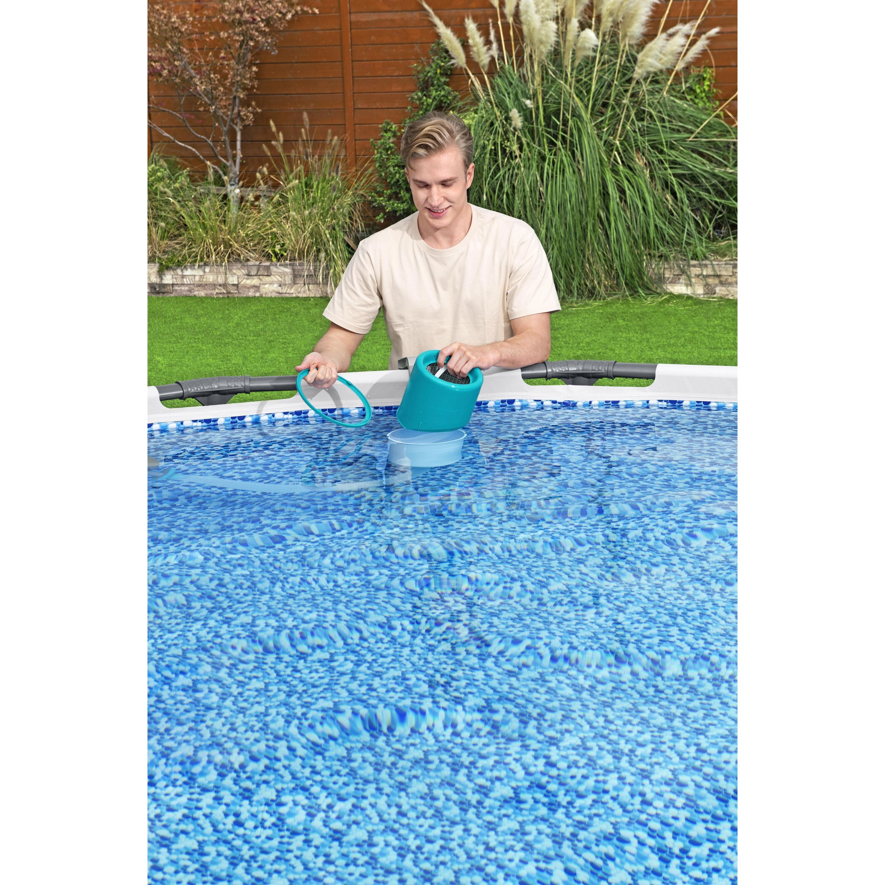 Bestway 58237 Kit Di Pulizia Deluxe Cm. 279. Include: Spazzola, Retino E Skimmer,  Asta In Alluminio Regolabile
