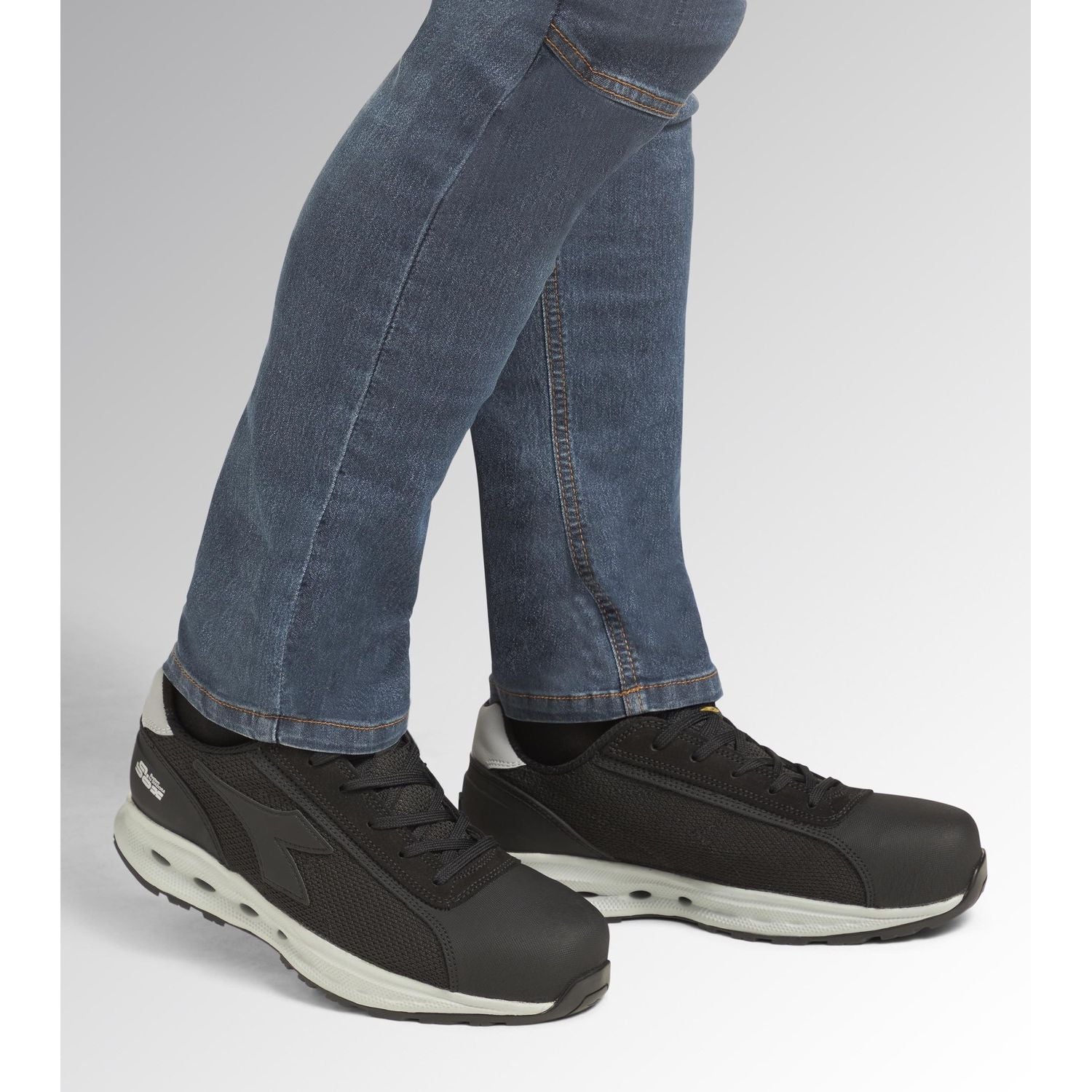 Diadora Utility Glove A.Box Low Pro S1PS – Scarpa Antinfortunistica ESD con Puntale Alluminio