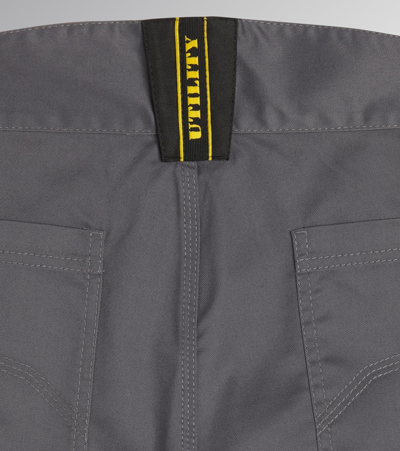 Diadora Utility Bermuda Poly 2.0 – Bermuda Elasticizzato da Lavoro con Dettagli Reflex