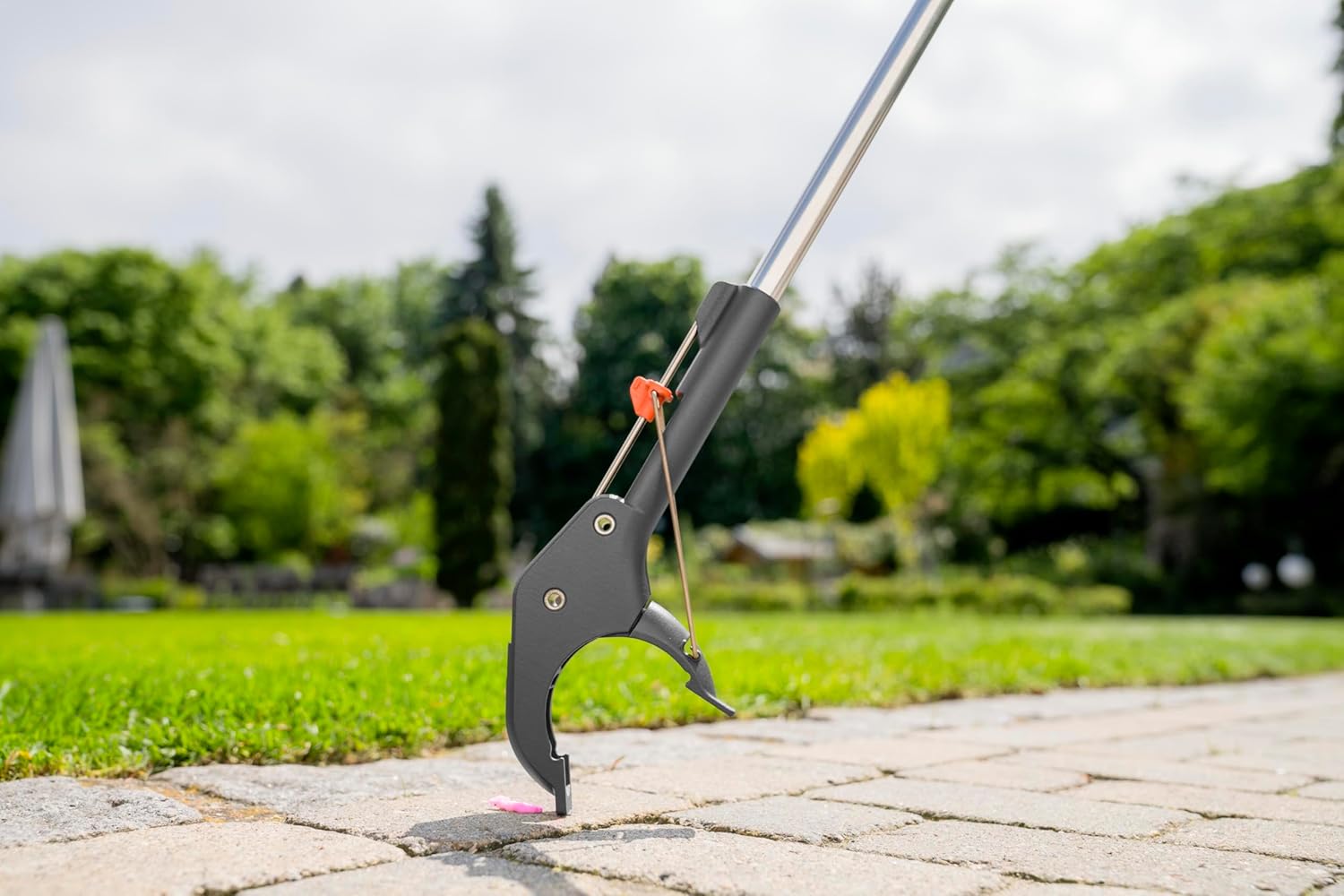 Gardena Pinza da Giardino 4 in 1 – Ergonomica e Multiuso Pinza per Afferrare, Rastrellare e Raschiare