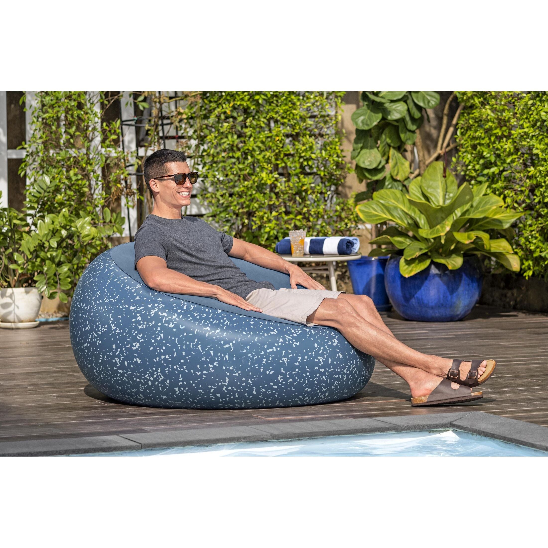 Bestway Poltrona Pouf Gonfiabile – seduta morbida regolabile, 112x112x66 cm