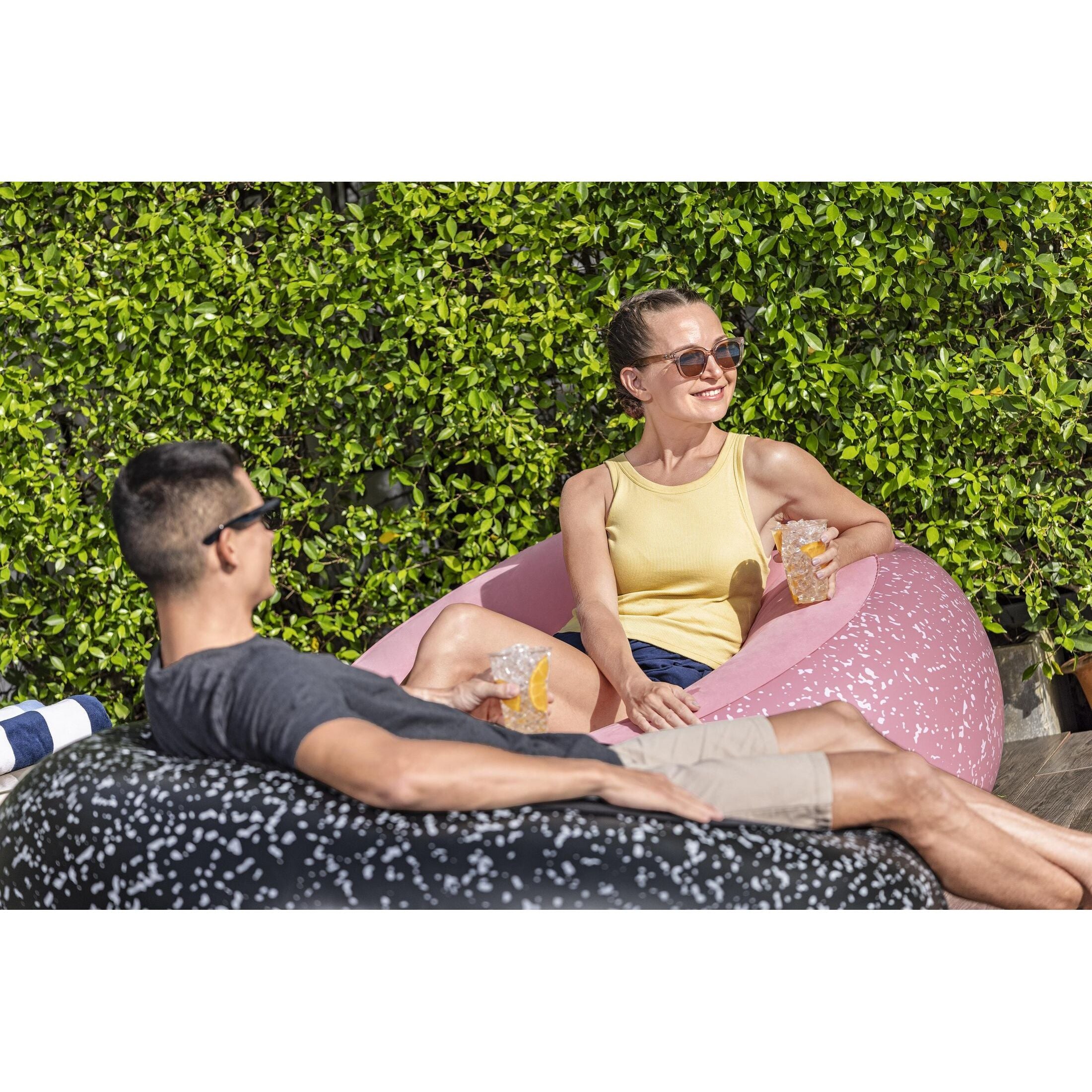 Bestway Poltrona Pouf Gonfiabile – seduta morbida regolabile, 112x112x66 cm