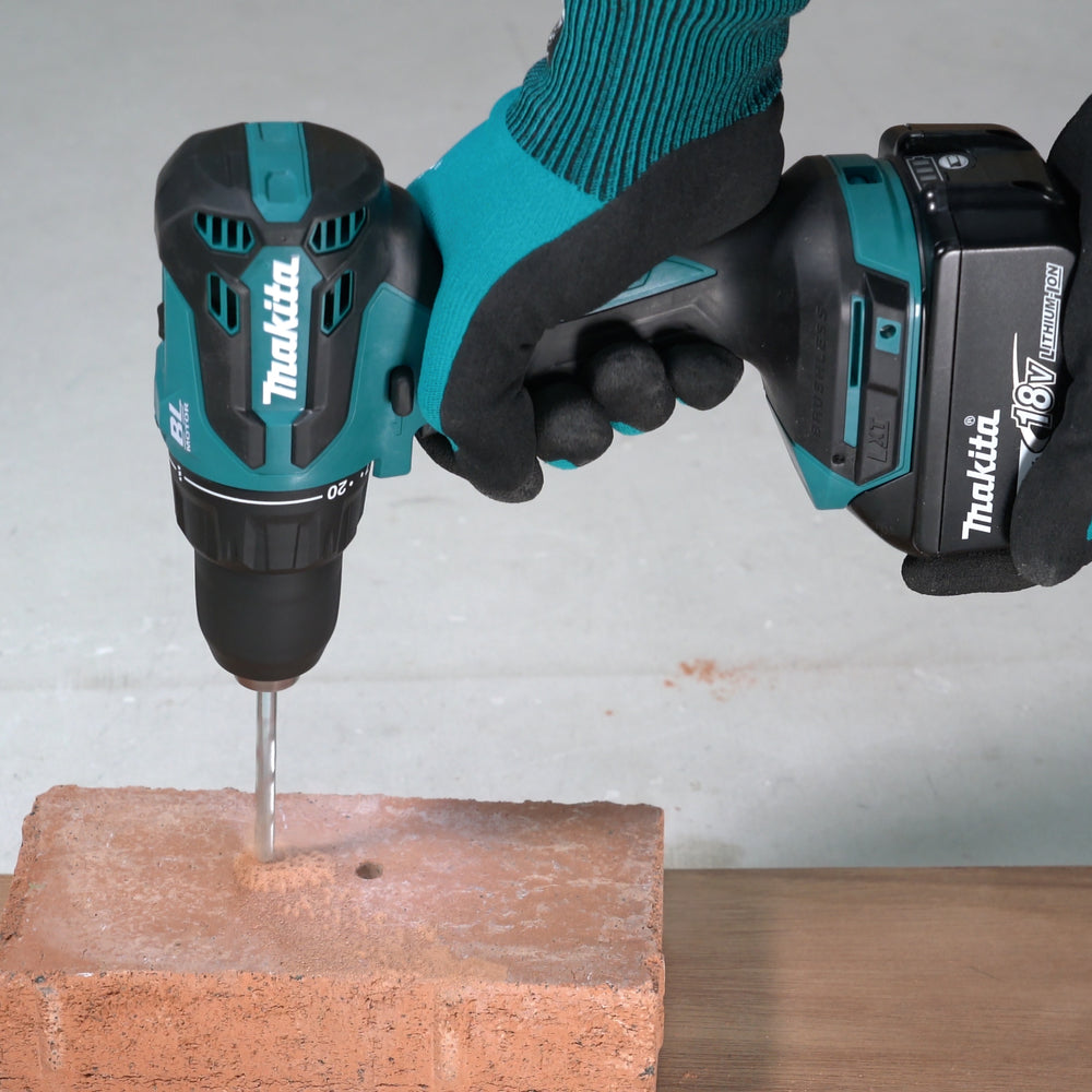 Makita DHP490Z – Trapano Avvitatore con Percussione LXT 18V Brushless 65 Nm (Solo Macchina)