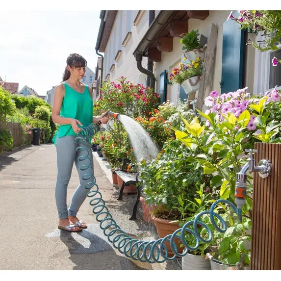 Gardena Set Tubo a Spirale 10 m – Compatto e Pronto all’Uso per Balcone e Terrazzo