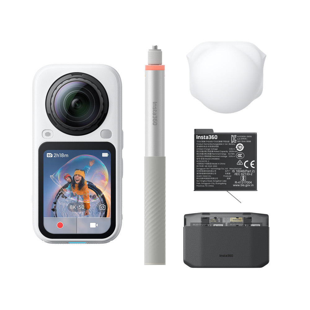 Insta360 X6 CAMERA ESSENTIALS BUNDLE GARANZIA UFFICIALE NITAL 2 ANNI