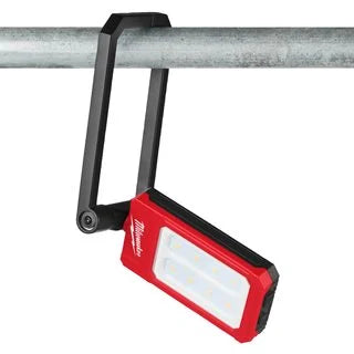 Milwaukee IR FFL – Torcia tascabile pieghevole ricaricabile 500 lumen