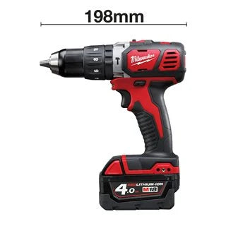 Milwaukee M18 BPD-202C Trapano avvitatore a percussione kit 2 batterie e valigetta