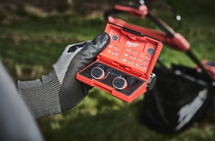 Milwaukee Cuffie Bluetooth da lavoro L4 RLEPB – Protezione udito EN 352 + USB ricaricabile